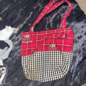 Red and Black Women's Tote Bag